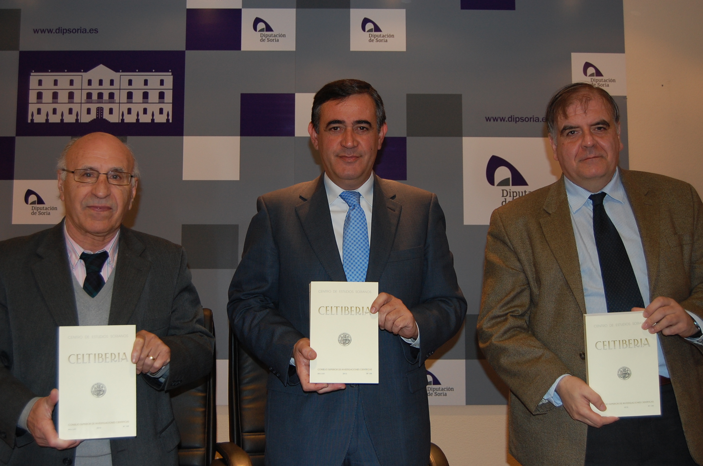 PRESENTACIÓN DEL ÚLTIMO NÚMERO DE LA REVISTA 